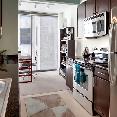 Oakwood 200 Squared Apartment